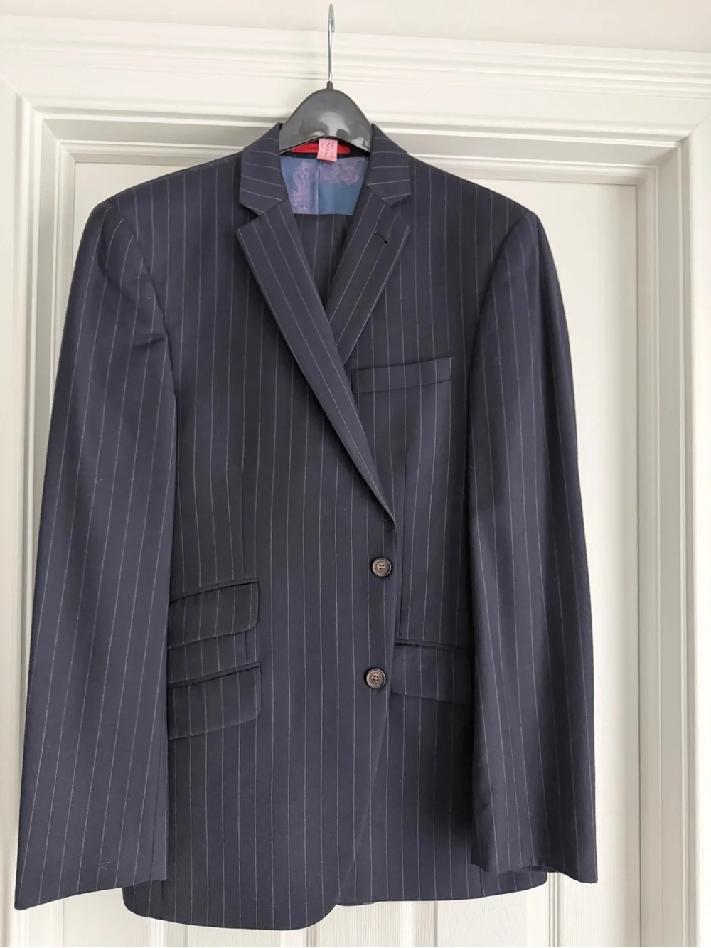 Ted Baker London No Ordinary Joe 100% Wool Navy Pinstripe Suit 42R 35x30